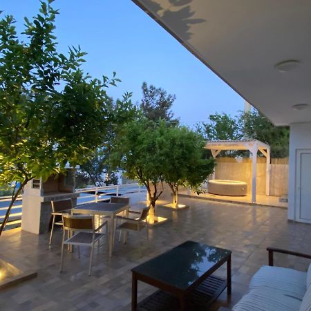 Theros Luxury Apartment อาร์คานเยโลส ภายนอก รูปภาพ