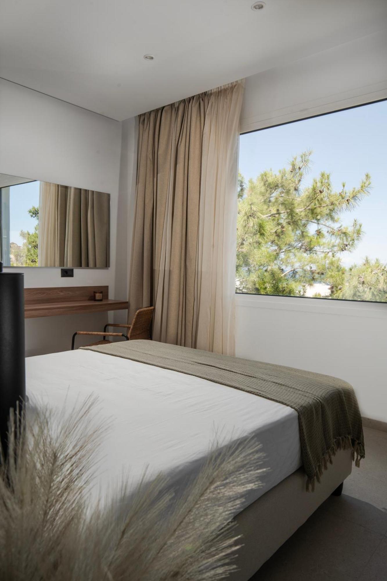 Theros Luxury Apartment อาร์คานเยโลส ภายนอก รูปภาพ